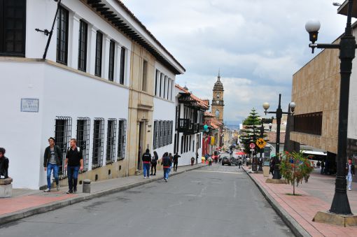  Kolombiya